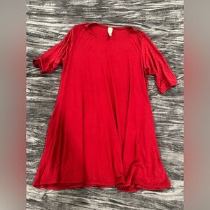Elegant Red Women's Top Size XL by Isaac Levi